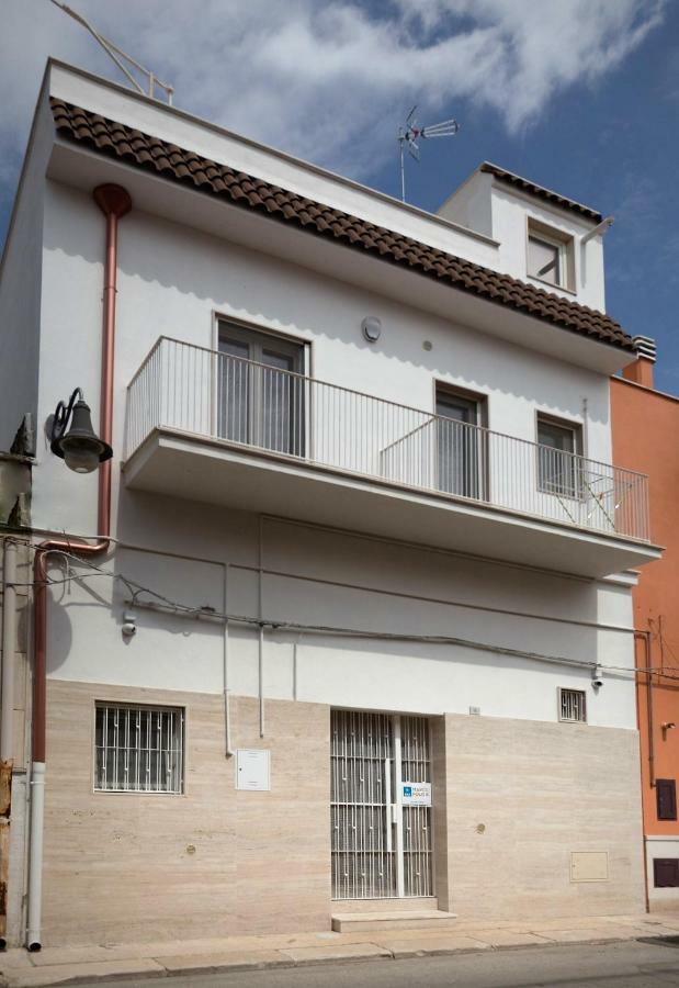 B&B Marco Polo 16 Trinitapoli Exterior foto